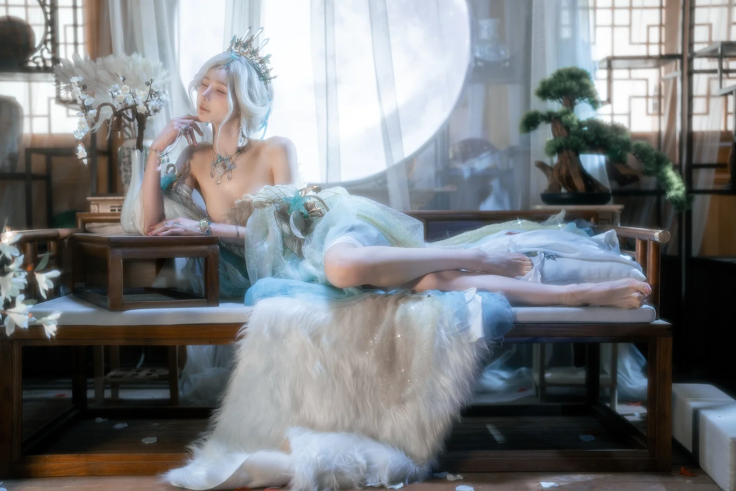 橙子喵酱&铁手叫兽_会员花絮_逆水寒_50P_790MB tg@simisebaisi 【丝足阁】013.webp